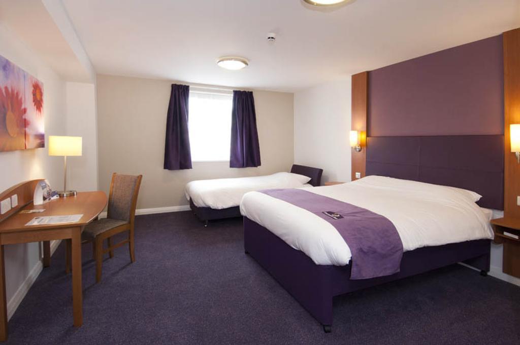 Premier Inn Bournemouth East Szoba fotó