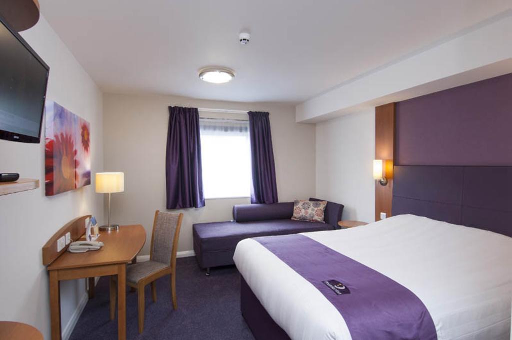 Premier Inn Bournemouth East Szoba fotó